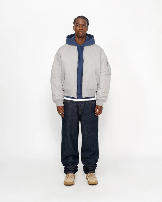 NOUVEAU JEAN CLASSIQUE EN DENIM